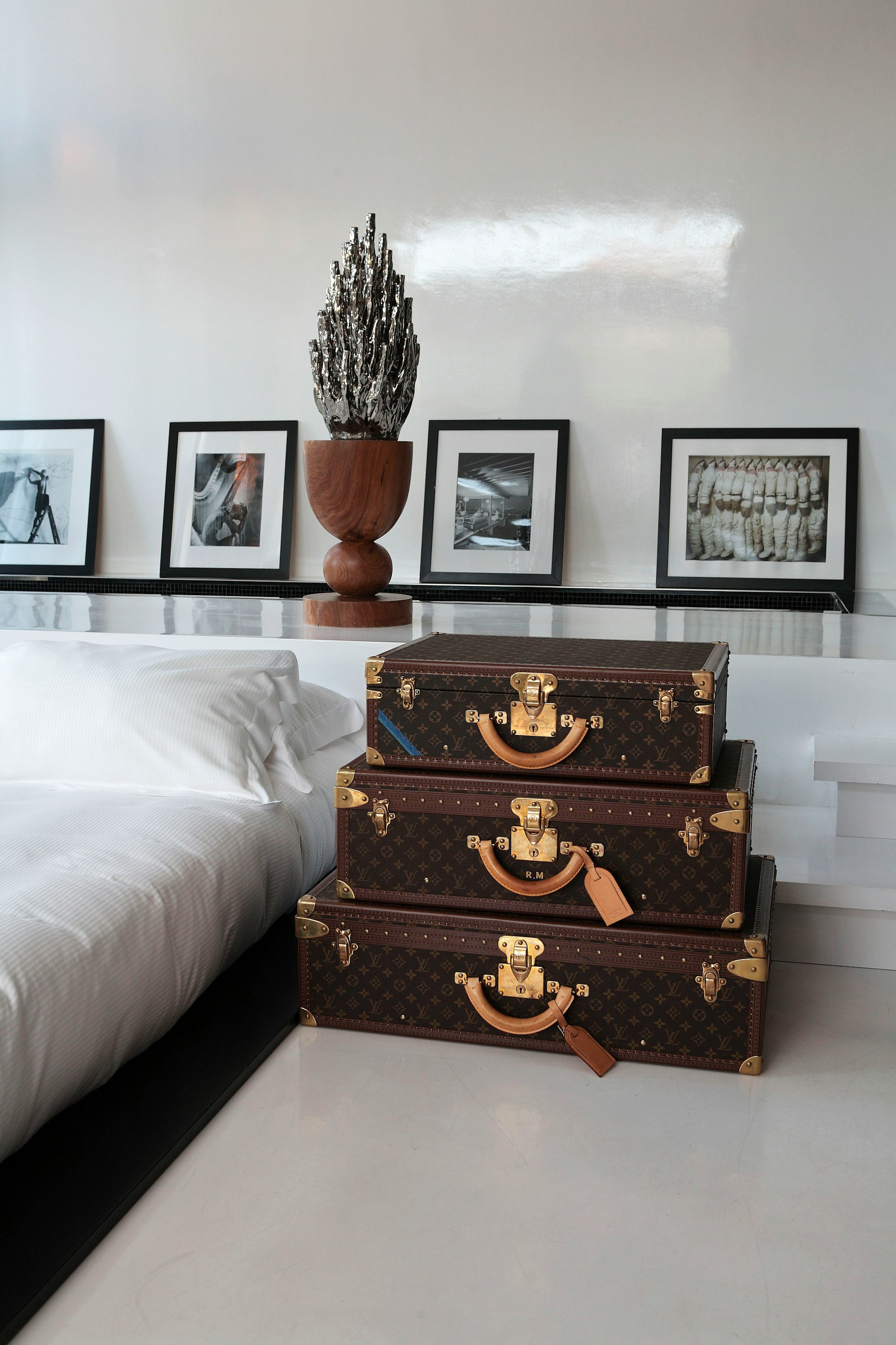 A luxurious and spacious hotel room